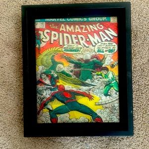 These holographic, 3D Spider-man decoration add a fun and exciting look to see